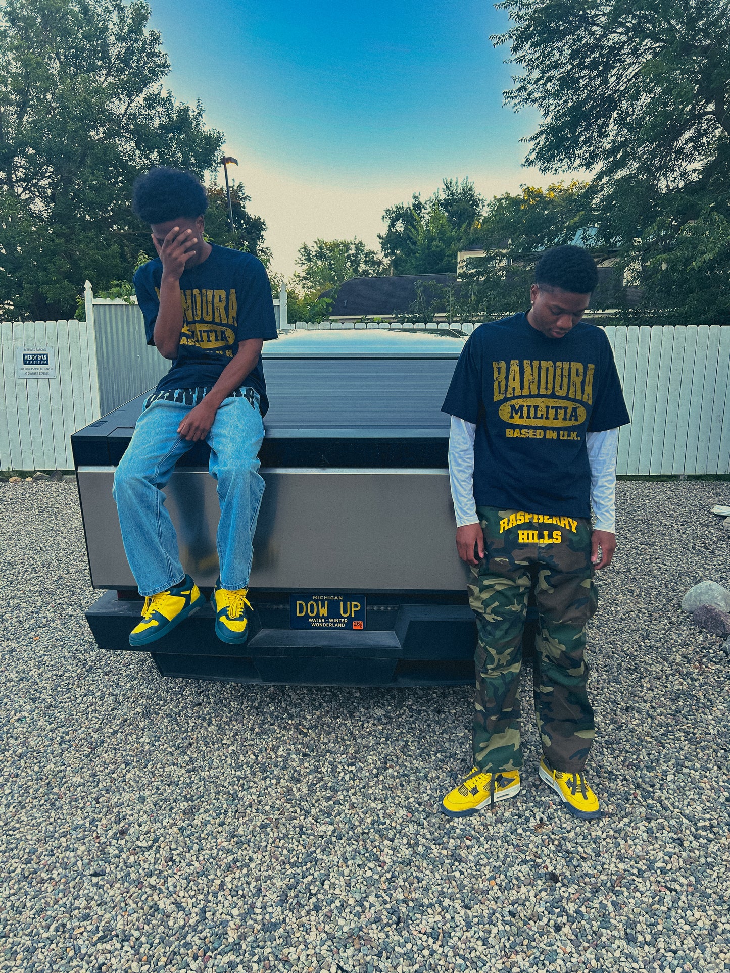 MILITIA MEMBER TEE - MAIZE/BLUE (UK/US DROP)