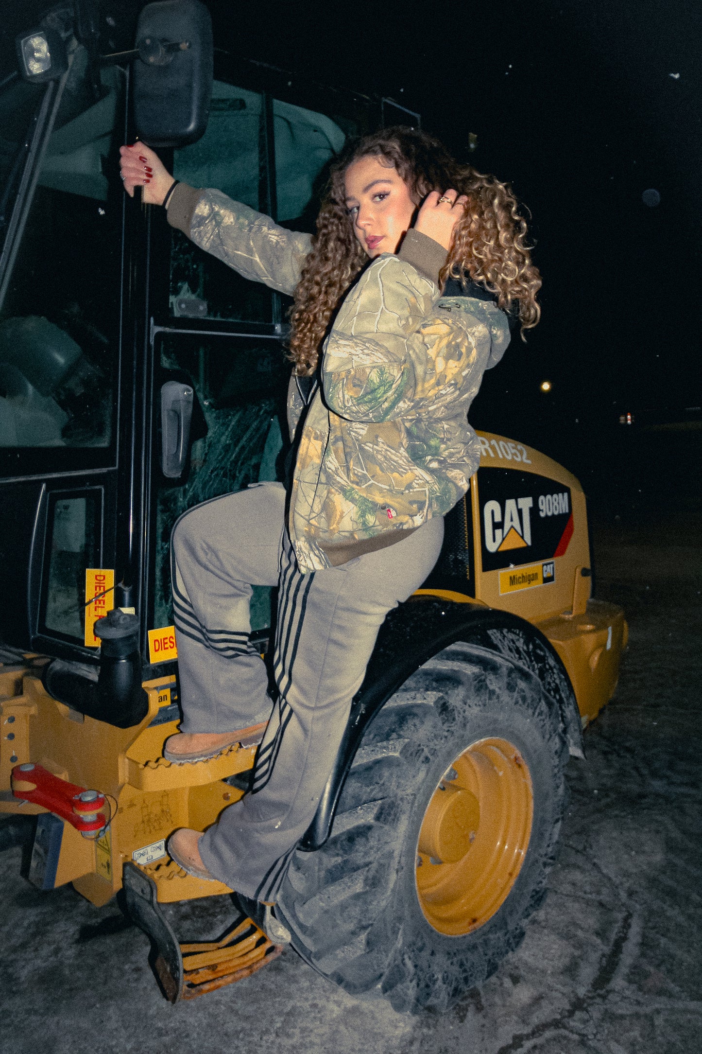 BANDURA SHIELD TRACK SWEATS